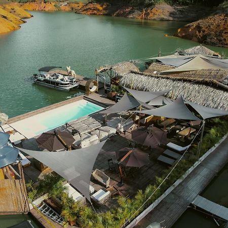 Atma Villas Guatapé Buitenkant foto