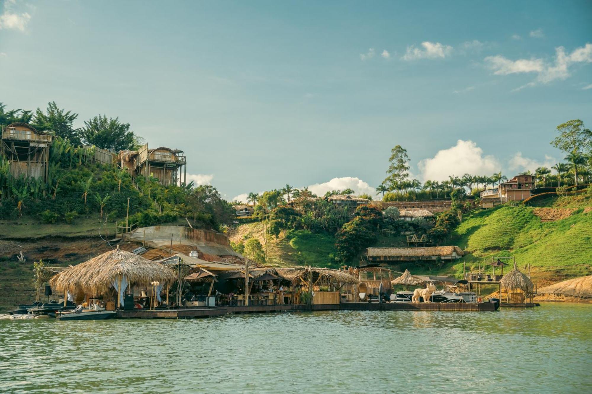 Atma Villas Guatapé Buitenkant foto