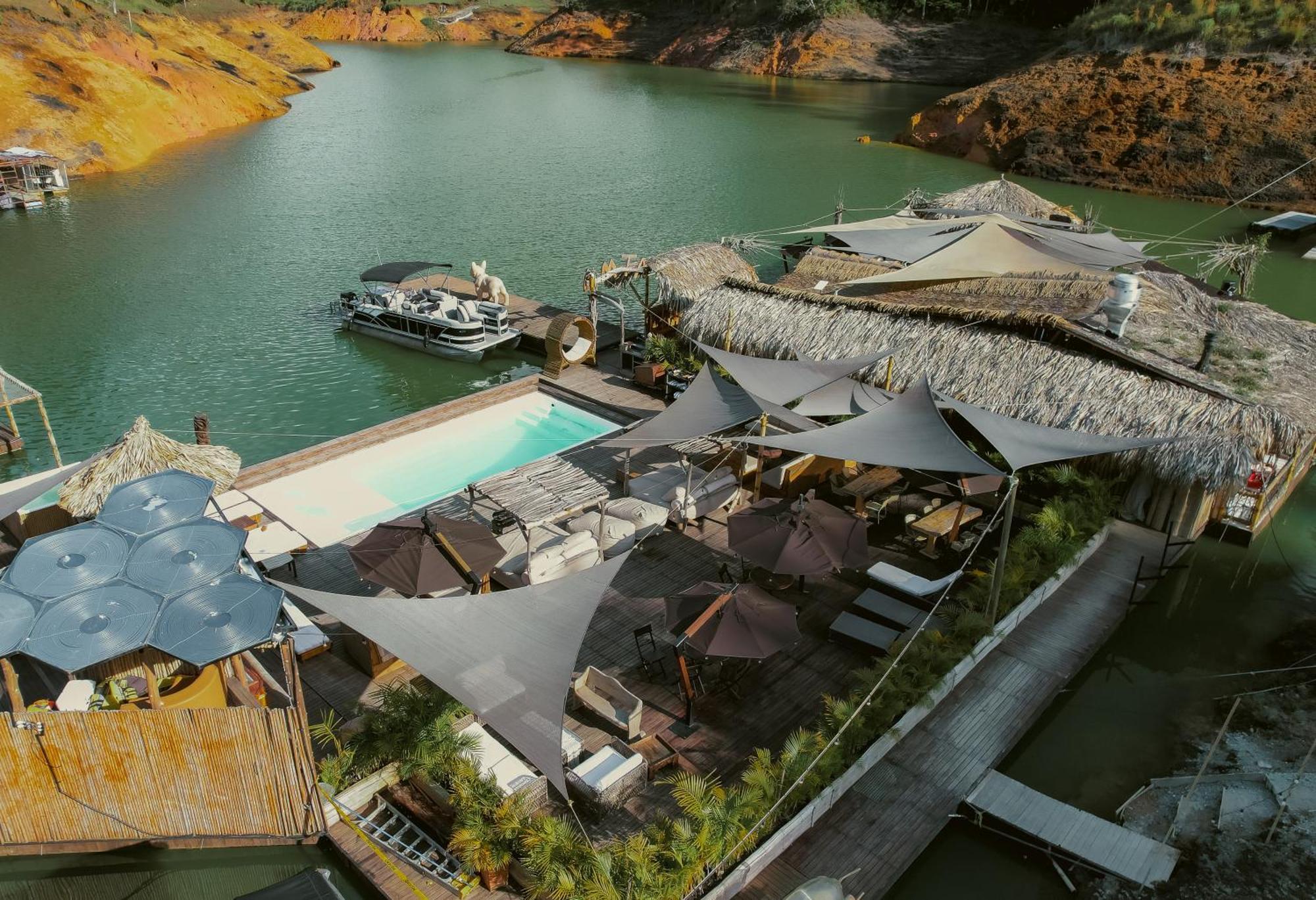 Atma Villas Guatapé Buitenkant foto